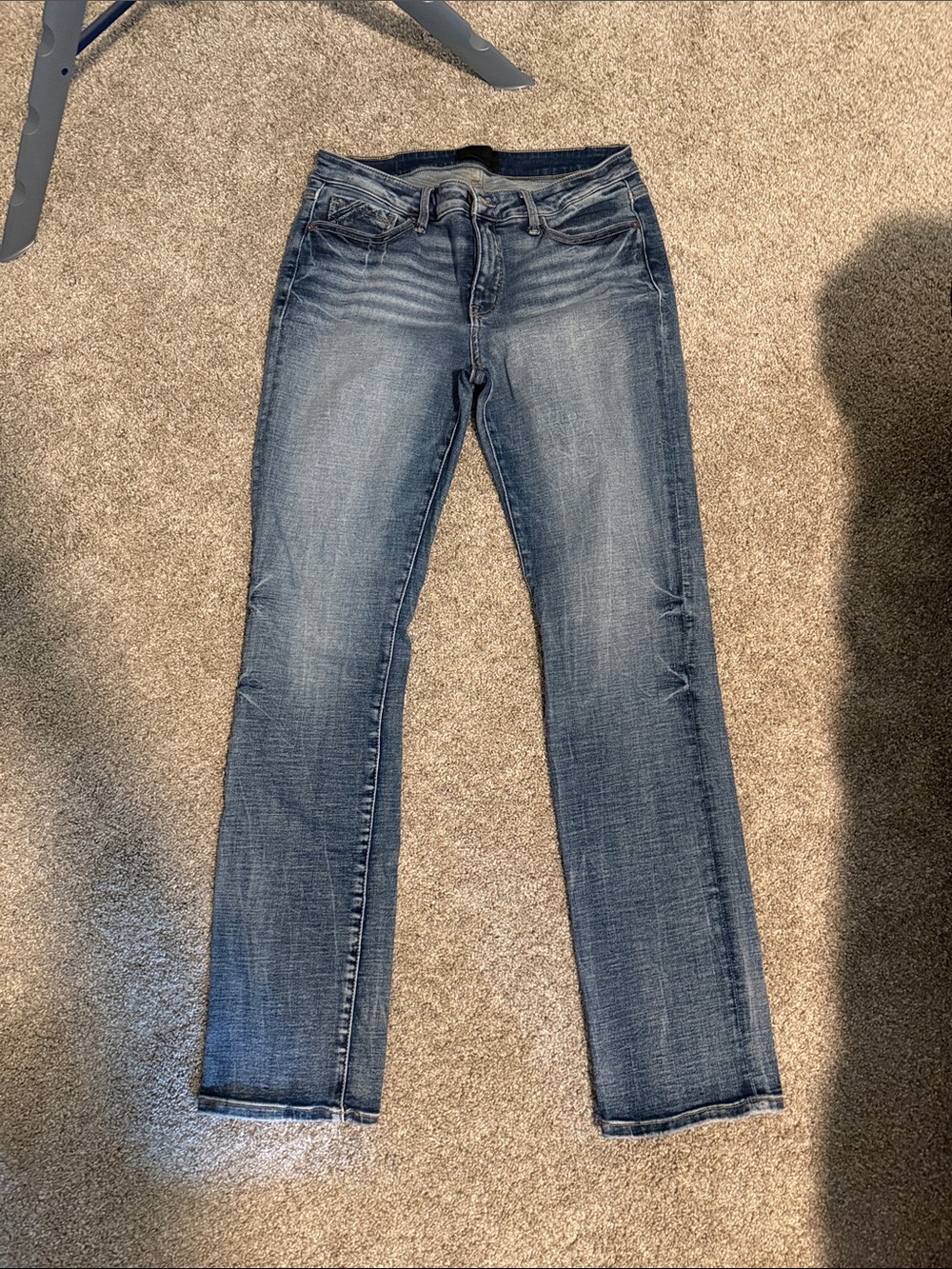 Buckle Women's Faded Blue Straight-Leg Jeans